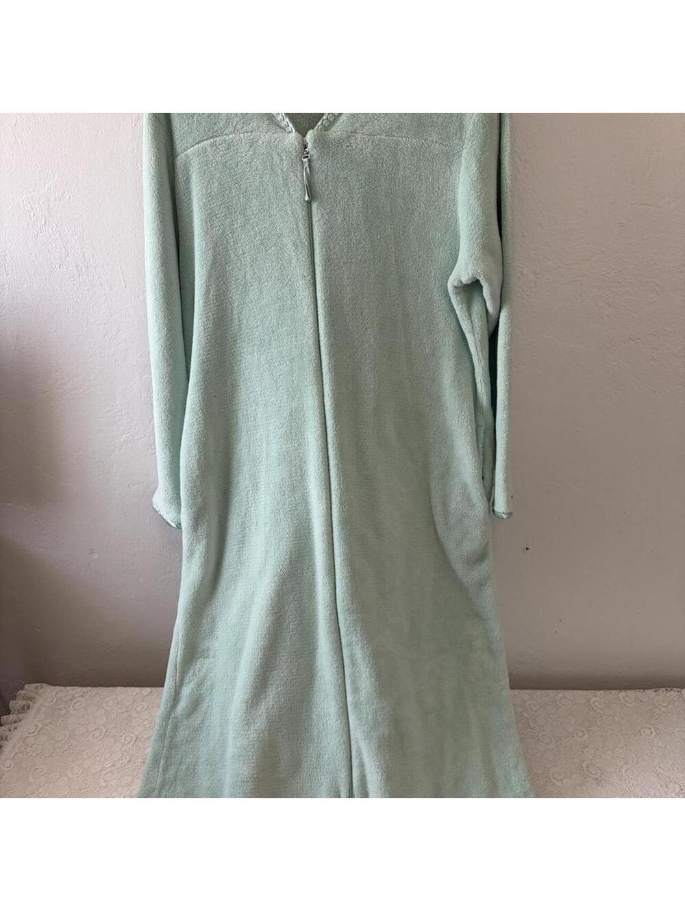 Oscar de la Renta mint green I gave robe